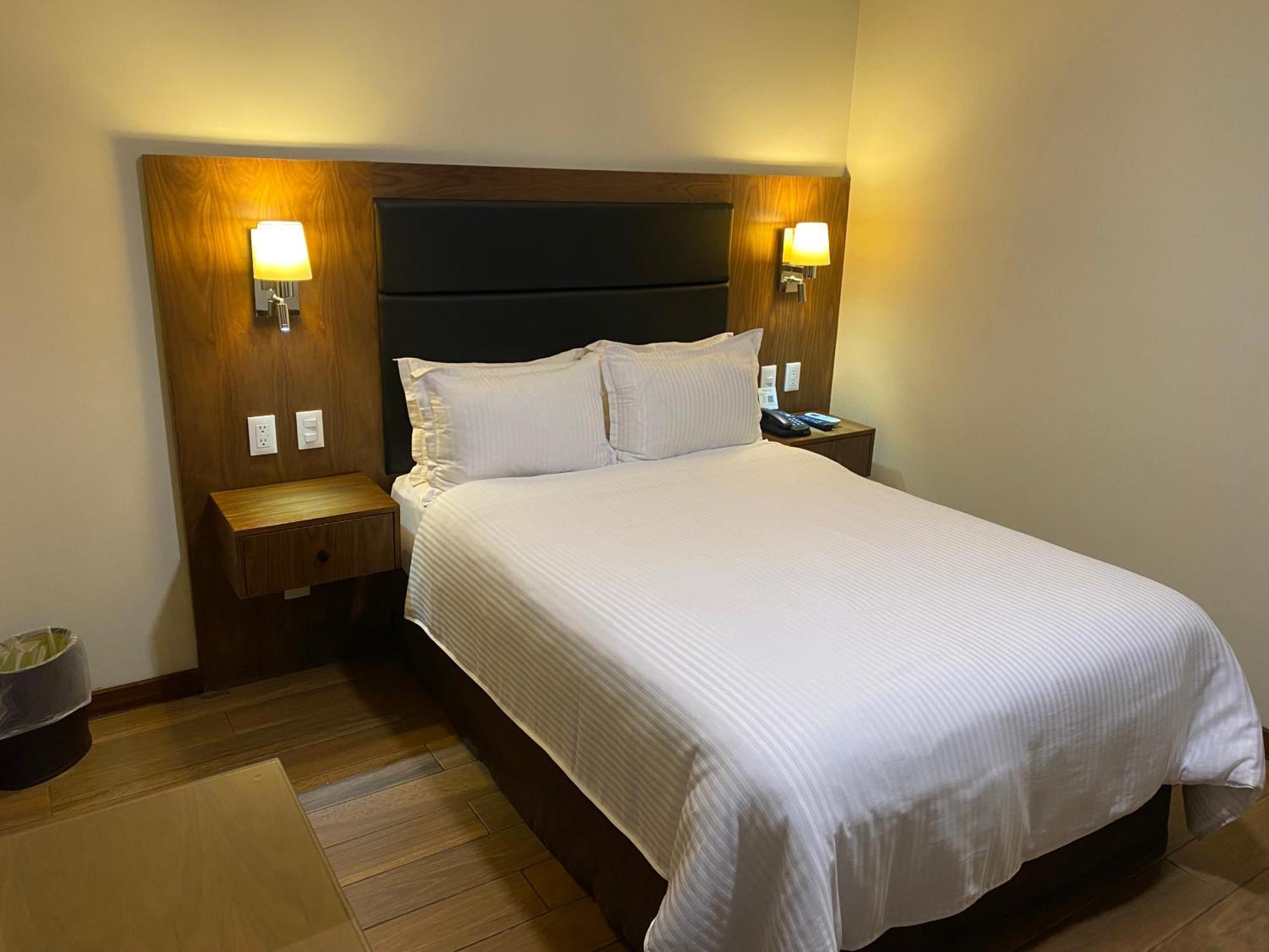 Hotel Wyndham Garden Mexico Reforma Esterno foto